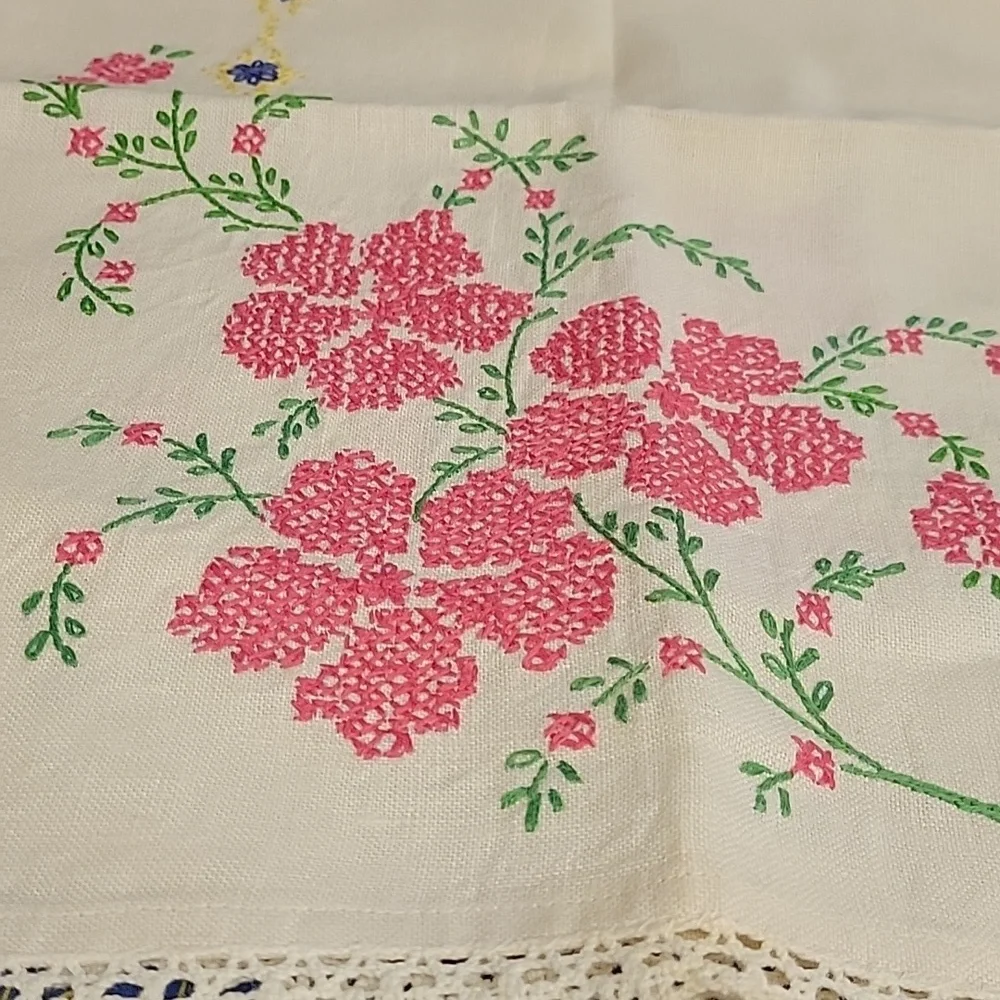 Vintage Floral Flower Embroidered Cream 14